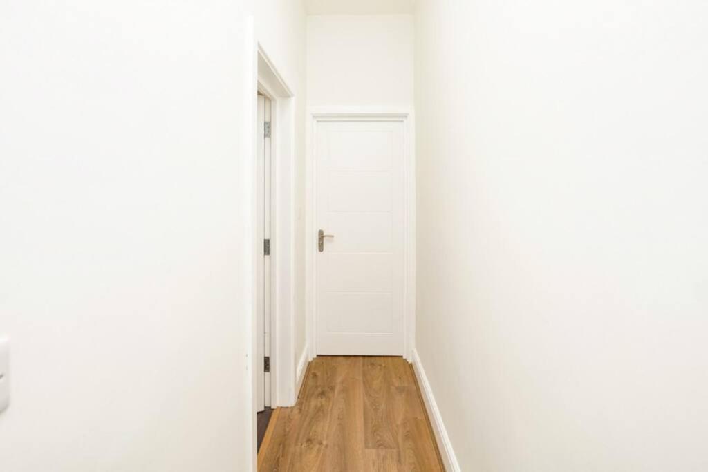 Newly Renovated Modern 4 Bed 3 Bath Apartment London Exterior foto