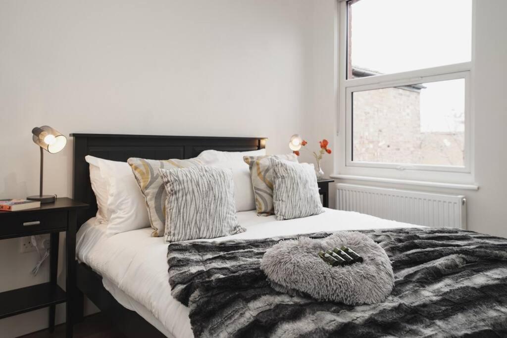 Newly Renovated Modern 4 Bed 3 Bath Apartment London Exterior foto