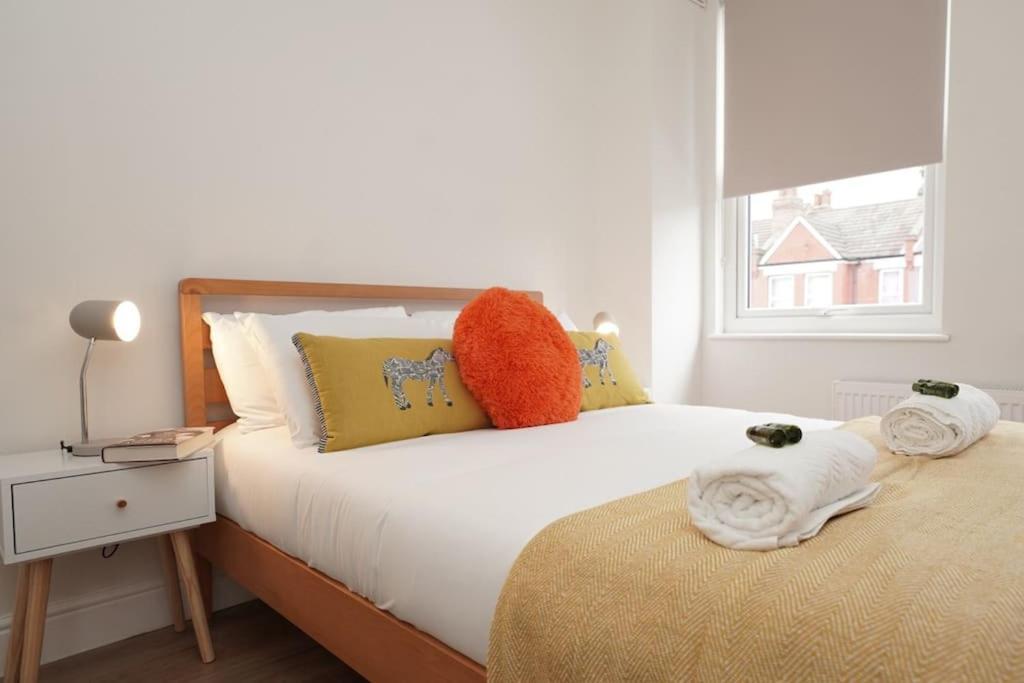 Newly Renovated Modern 4 Bed 3 Bath Apartment London Exterior foto