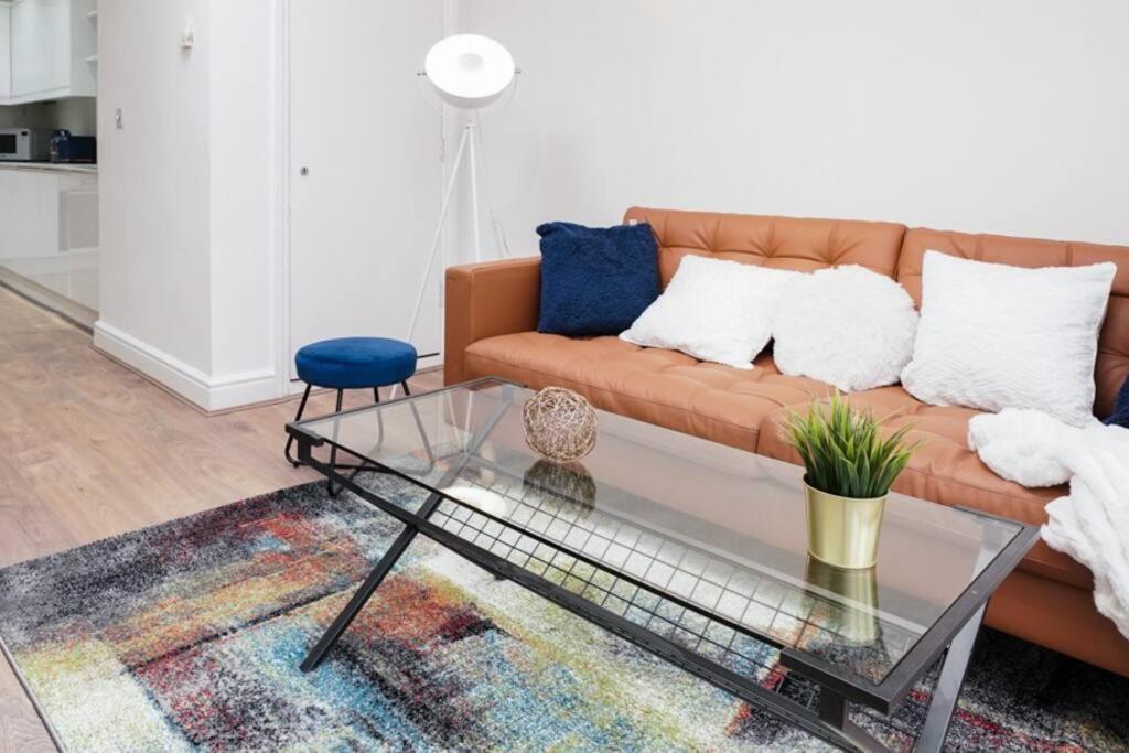 Newly Renovated Modern 4 Bed 3 Bath Apartment London Exterior foto
