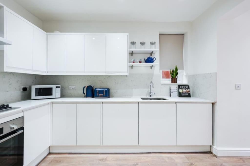 Newly Renovated Modern 4 Bed 3 Bath Apartment London Exterior foto