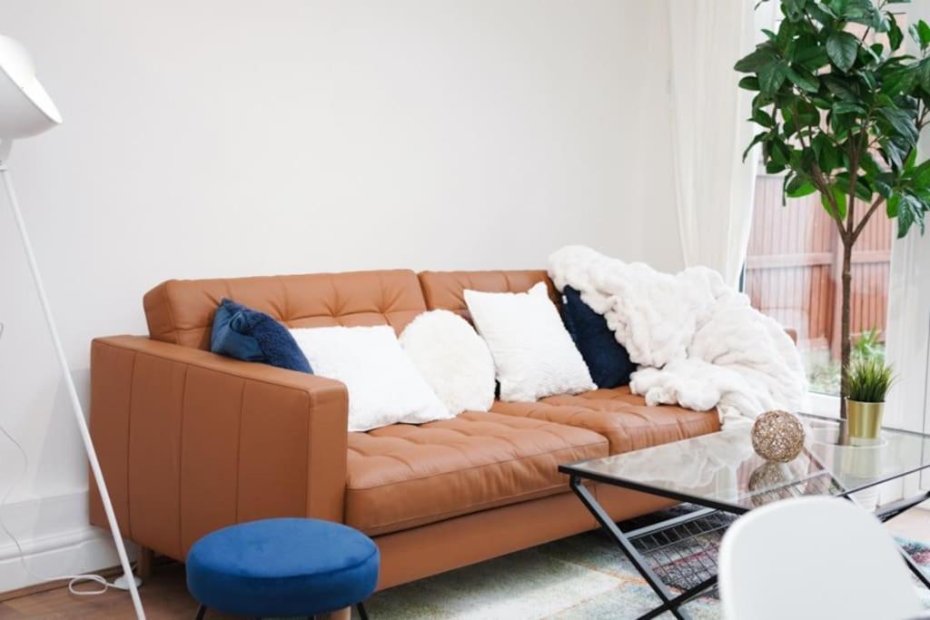 Newly Renovated Modern 4 Bed 3 Bath Apartment London Exterior foto